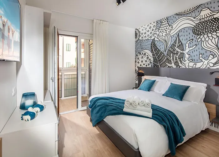 Brezza Marina Deluxe Апартаменты *